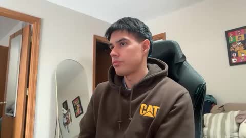 Snapshot of infamouslucas chatting on December 15, 6:12 pm Lucas online show from December 15, 6:12 pm