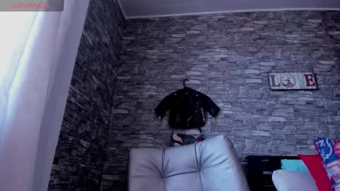 MOLLY online show from October 2, 5:20 pm