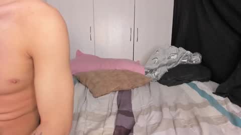 Snapshot of infinitesex2 chatting on January 7, 3:14 am Samantha and chris online show from January 7, 3:14 am