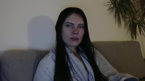 Snapshot of infinitiq45 chatting on December 7, 9:55 pm Sweet girl online show from December 7, 9:55 pm