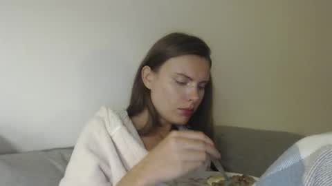 Snapshot of infinitiq45 chatting on September 13, 6:51 pm Sweet girl online show from September 13, 6:51 pm