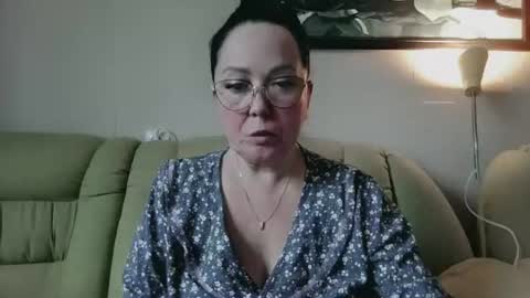 Snapshot of infinity_loveliness chatting on June 13, 6:33 am Infinity online show from June 13, 6:33 am