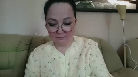 Snapshot of infinity_loveliness chatting on June 17, 7:22 am Infinity online show from June 17, 7:22 am