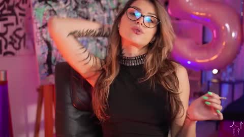 Snapshot of informal_ chatting on February 23, 4:39 am MAL ---  online show from February 23, 4:39 am