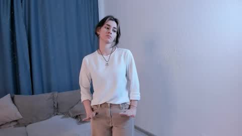 Saya online show from February 17, 12:01 pm