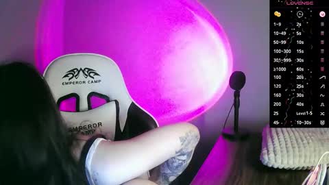 Inga online show from November 22, 6:07 pm