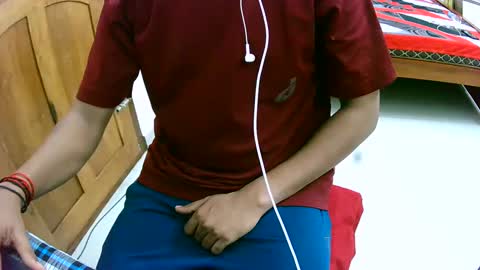 Inglorious Hairy Uncut online show from December 5, 10:34 pm