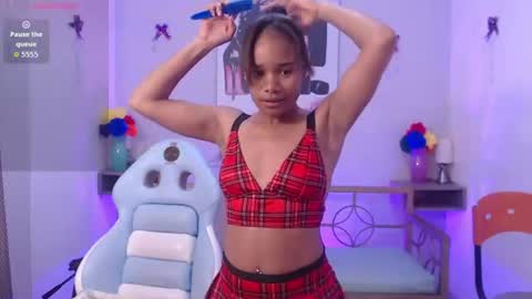 ingrid03_taffur online show from July 1, 6:40 pm