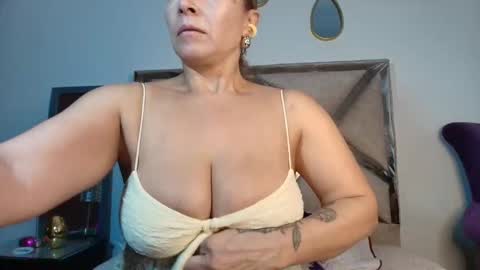            online show from November 8, 11:10 am