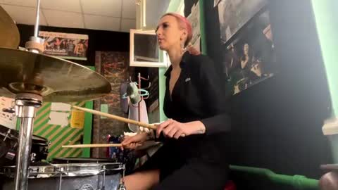 ingridmayer online show from July 22, 1:25 pm