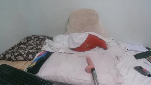 Snapshot of ink_bella chatting on January 22, 2:04 am ink bella online show from January 22, 2:04 am