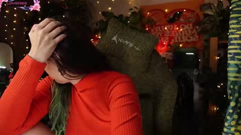 Snapshot of ink_bloom chatting on October 21, 2:45 am Im Stacy FOLLOW MY FANSLY FOR MORE online show from October 21, 2:45 am