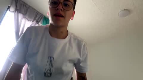 lyan onlyfans n linda online show from May 12, 5:32 pm