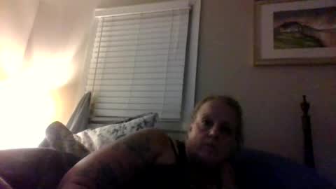 Snapshot of inkedlette chatting on July 8, 3:22 am inkedlette online show from July 8, 3:22 am