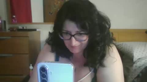 Snapshot of inna46_ chatting on April 15, 7:58 pm inna46_ online show from April 15, 7:58 pm