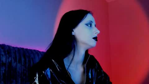 Snapshot of inner_light___ chatting on October 18, 4:19 pm Venera online show from October 18, 4:19 pm