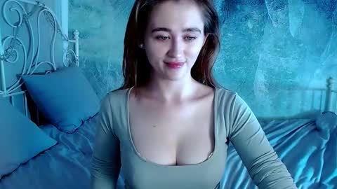 Lina online show from October 31, 1:17 am