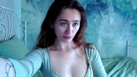 Snapshot of innnita chatting on May 8, 2:22 pm Lina online show from May 8, 2:22 pm