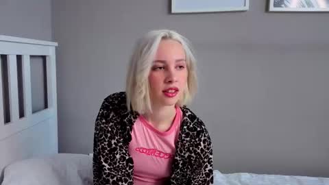 Kate online show from March 12, 1:34 am