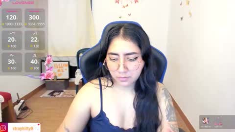 Snapshot of innocentchurchgirlll chatting on March 28, 4:39 pm Luna online show from March 28, 4:39 pm