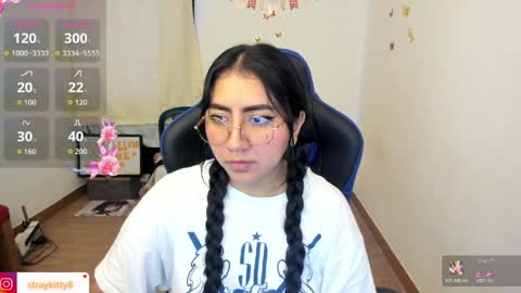 Snapshot of innocentchurchgirlll chatting on March 31, 3:45 pm Luna online show from March 31, 3:45 pm