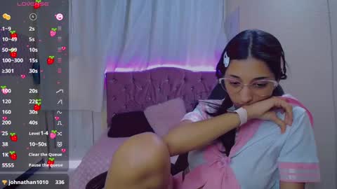 Snapshot of inocent_luna chatting on December 16, 5:54 pm Luna moon online show from December 16, 5:54 pm