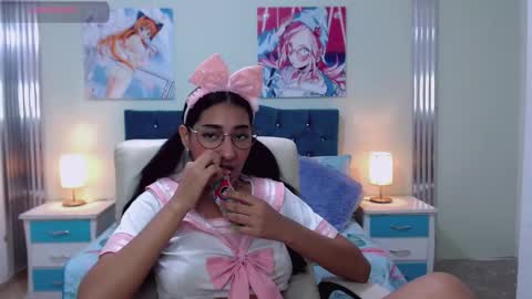Snapshot of inocent_luna chatting on March 27, 1:33 am Luna moon online show from March 27, 1:33 am