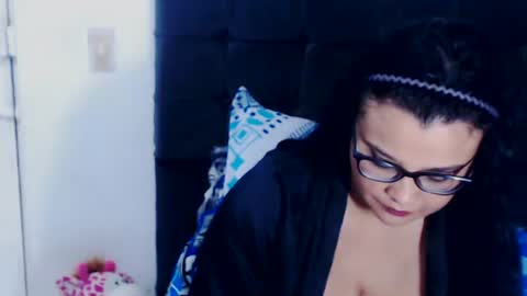 Snapshot of inouebleach chatting on June 12, 10:30 pm NATASHA online show from June 12, 10:30 pm