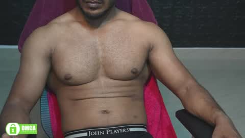 Snapshot of insanestud_miles chatting on July 2, 5:02 am Miles online show from July 2, 5:02 am