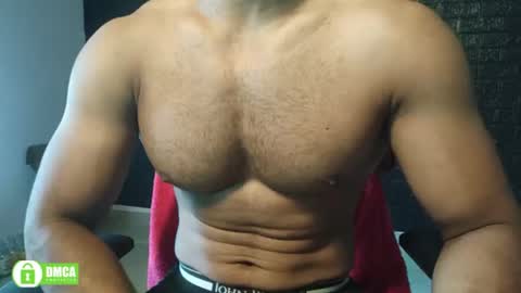 Snapshot of insanestud_miles chatting on July 8, 7:46 am Miles online show from July 8, 7:46 am