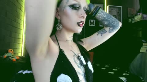   SANIA  online show from December 13, 5:21 pm