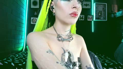   SANIA  online show from December 20, 6:24 pm