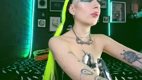   SANIA  online show from December 20, 9:28 pm