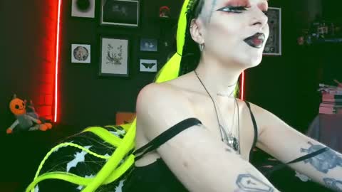   SANIA  online show from March 4, 3:48 pm