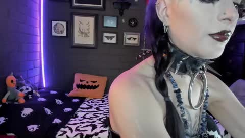   SANIA  online show from September 27, 4:34 pm