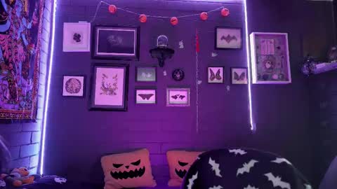   SANIA  online show from December 22, 5:21 pm