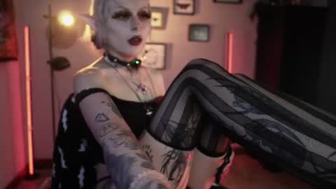   SANIA  online show from March 10, 5:07 pm