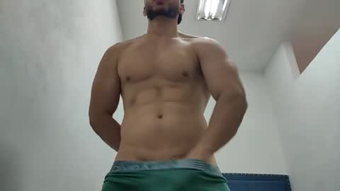 Snapshot of insistente chatting on January 9, 3:26 pm INSTAGRAM camilodlx online show from January 9, 3:26 pm