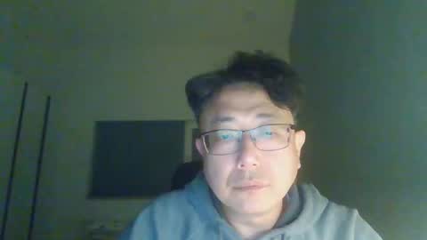 Snapshot of insuclee197641 chatting on April 8, 3:23 pm insuclee197641 online show from April 8, 3:23 pm