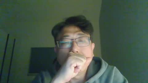 Snapshot of insuclee197641 chatting on April 25, 12:30 pm insuclee197641 online show from April 25, 12:30 pm