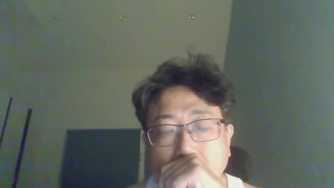 Snapshot of insuclee197641 chatting on May 21, 12:01 pm insuclee197641 online show from May 21, 12:01 pm
