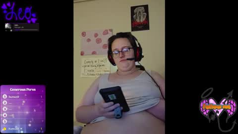 Snapshot of intentkitten chatting on February 6, 3:00 am Reigning Leo online show from February 6, 3:00 am