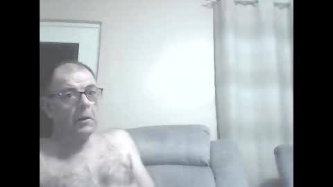 Snapshot of inthemood63 chatting on February 12, 12:37 am inthemood63 online show from February 12, 12:37 am