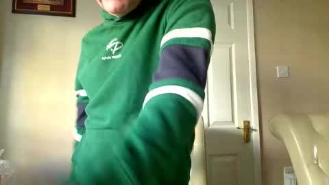 Snapshot of inthemood63 chatting on October 22, 2:50 pm inthemood63 online show from October 22, 2:50 pm