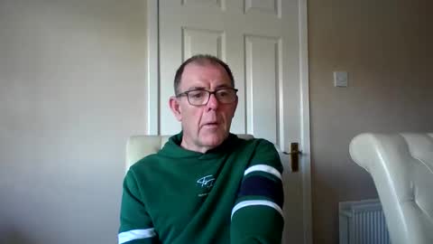 Snapshot of inthemood63 chatting on October 23, 3:00 pm inthemood63 online show from October 23, 3:00 pm