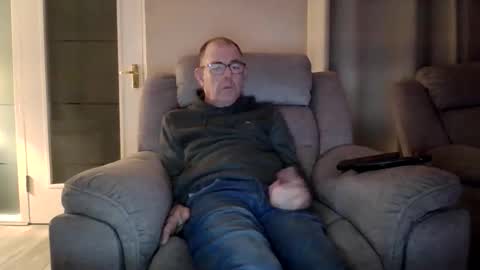 Snapshot of inthemood63 chatting on October 30, 5:57 pm inthemood63 online show from October 30, 5:57 pm