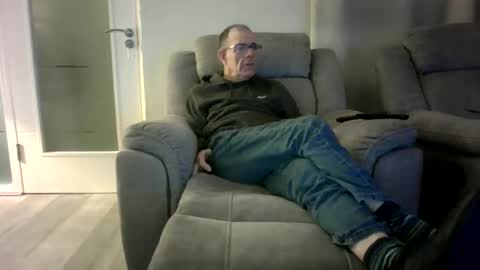 Snapshot of inthemood63 chatting on January 12, 10:15 pm inthemood63 online show from January 12, 10:15 pm