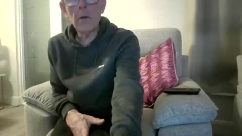 Snapshot of inthemood63 chatting on March 20, 9:19 pm inthemood63 online show from March 20, 9:19 pm