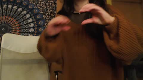 Snapshot of intimatetales chatting on December 5, 9:28 pm Africa online show from December 5, 9:28 pm