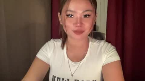 Snapshot of into_the_nightxxx chatting on May 16, 10:36 am KATH online show from May 16, 10:36 am